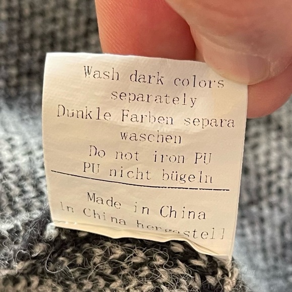 Buffalo Check Cropped Cardigan - Picture 8 of 14